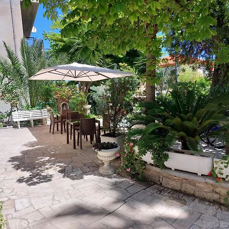 B&B La Fontanella Сан-Бенедетто-дель-Тронто Екстер'єр фото