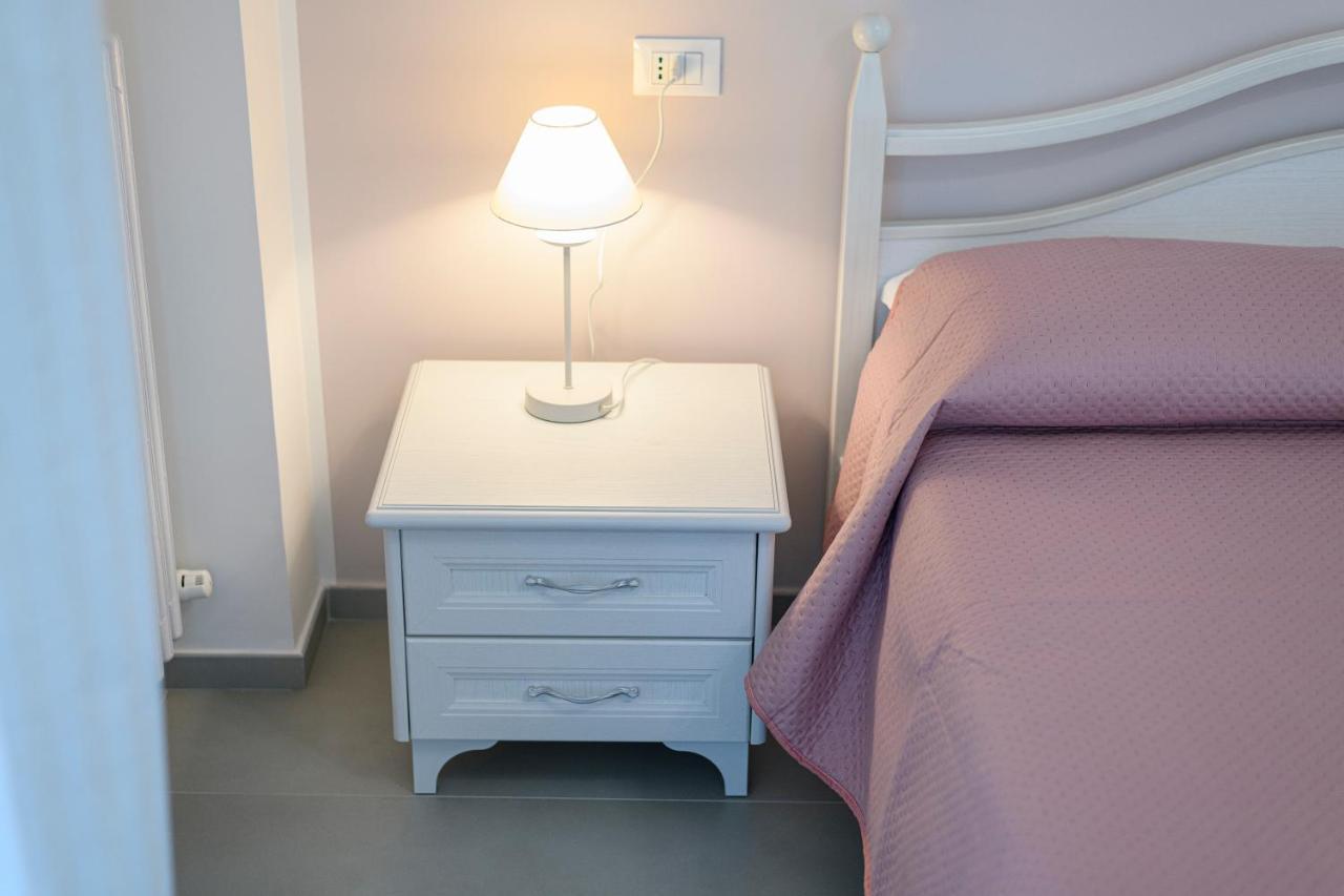 B&B La Fontanella Сан-Бенедетто-дель-Тронто Екстер'єр фото