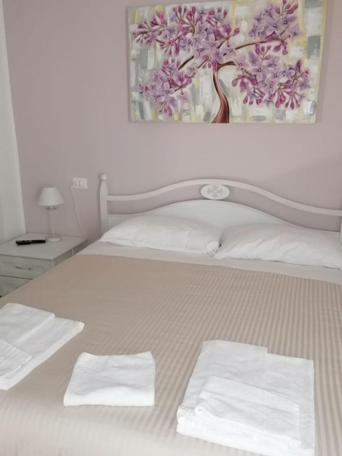 B&B La Fontanella Сан-Бенедетто-дель-Тронто Екстер'єр фото
